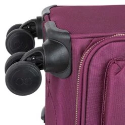 Cloe Carry-On 20 Inch Luggage With 360º-spinner Wheels In Burgundy Red Color 12 Cloe Carry-On 20 Inch Luggage With 360º-spinner Wheels In Burgundy Red Color -Travelpro Shop 61hPmEhcYYL