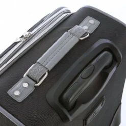 Olympia Luggage Skyhawk 26 Inch Expandable Vertical Rolling Case,Black,One Size -Travelpro Shop 61xytyiRpAL