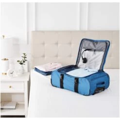 AmazonBasics Francis Wheeled Duffel, Blue -Travelpro Shop 81yWKphVQYL